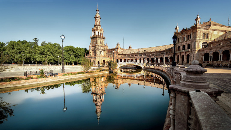 destinos cálidos en invierno: Sevilla